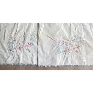 Vintage Peace Doves Floral Embroidered Crochet Off White Standard Pillowcases